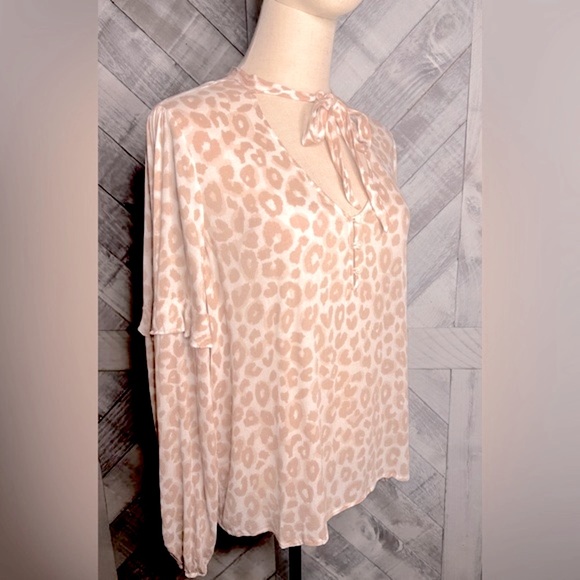 SANCTUARY NWT STARGAZE TOP IN BARE LEO - Picture 5 of 10